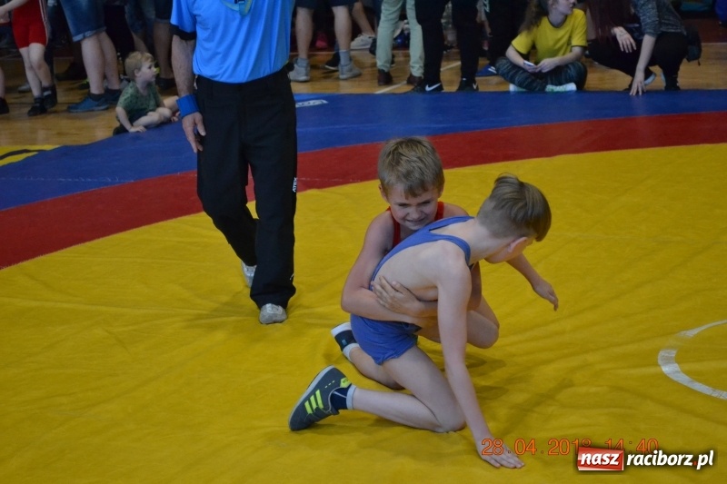 Zdjęcie w galerii na portalu naszraciborz.pl: Medale zawodników Unii Racibórz na zawodach w Krnowie wiadomości z regionu