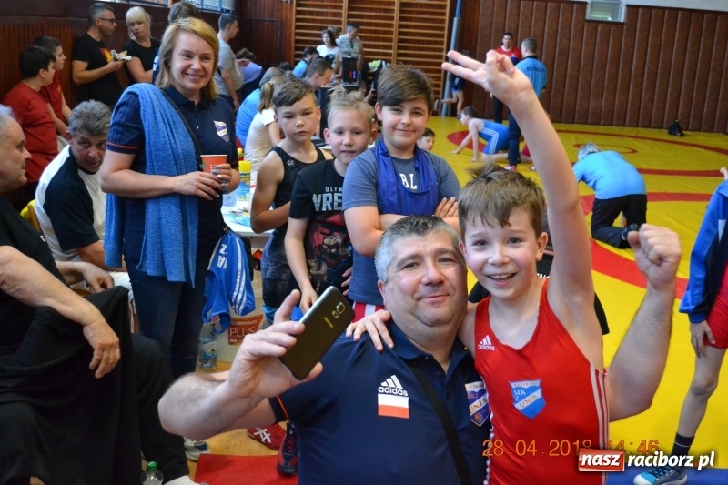 Zdjęcie w galerii na portalu naszraciborz.pl: Medale zawodników Unii Racibórz na zawodach w Krnowie wiadomości z regionu