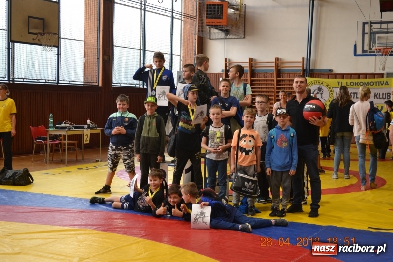 Zdjęcie w galerii na portalu naszraciborz.pl: Medale zawodników Unii Racibórz na zawodach w Krnowie wiadomości z regionu