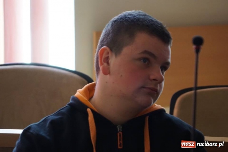 Zdjęcie w galerii na portalu naszraciborz.pl: Młodzi goście z Roth w ratuszu  wiadomości z regionu