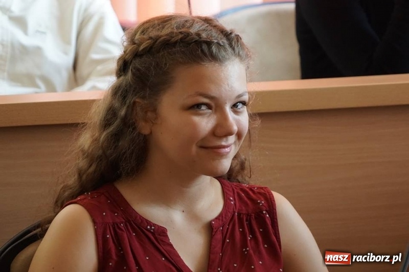 Zdjęcie w galerii na portalu naszraciborz.pl: Młodzi goście z Roth w ratuszu  wiadomości z regionu