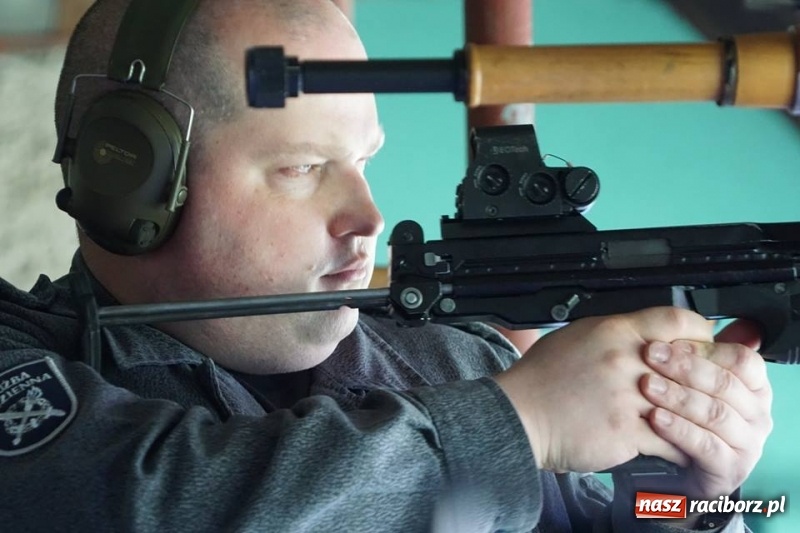 Zdjęcie w galerii na portalu naszraciborz.pl: III Turniej Strzelecki o Puchar Dyrektora Zakładu Karnego za nami wiadomości z regionu