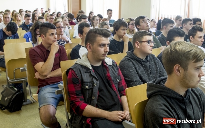 Zdjęcie w galerii na portalu naszraciborz.pl: Gdzie na studia? Kierunek pedagogika. Spotkanie dla uczniów szkół średnich wiadomości z regionu