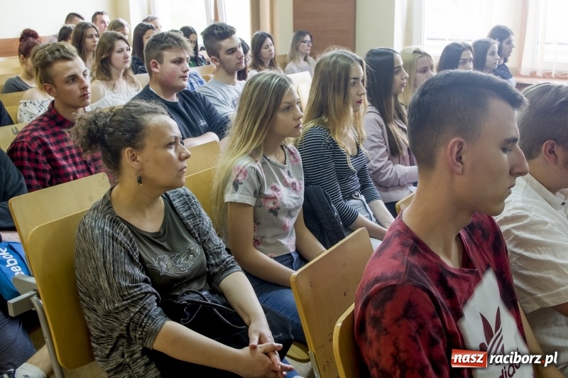 Zdjęcie w galerii na portalu naszraciborz.pl: Gdzie na studia? Kierunek pedagogika. Spotkanie dla uczniów szkół średnich wiadomości z regionu
