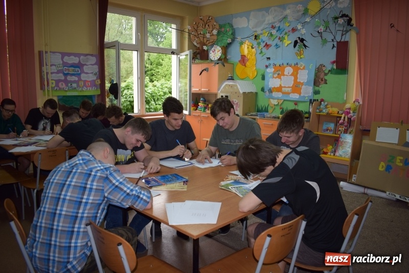 Zdjęcie w galerii na portalu naszraciborz.pl: Gdzie na studia? Kierunek pedagogika. Spotkanie dla uczniów szkół średnich wiadomości z regionu