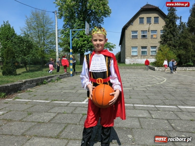 Zdjęcie w galerii na portalu naszraciborz.pl: Czytelnicze święto w Raciborzu Studziennej wiadomości z regionu