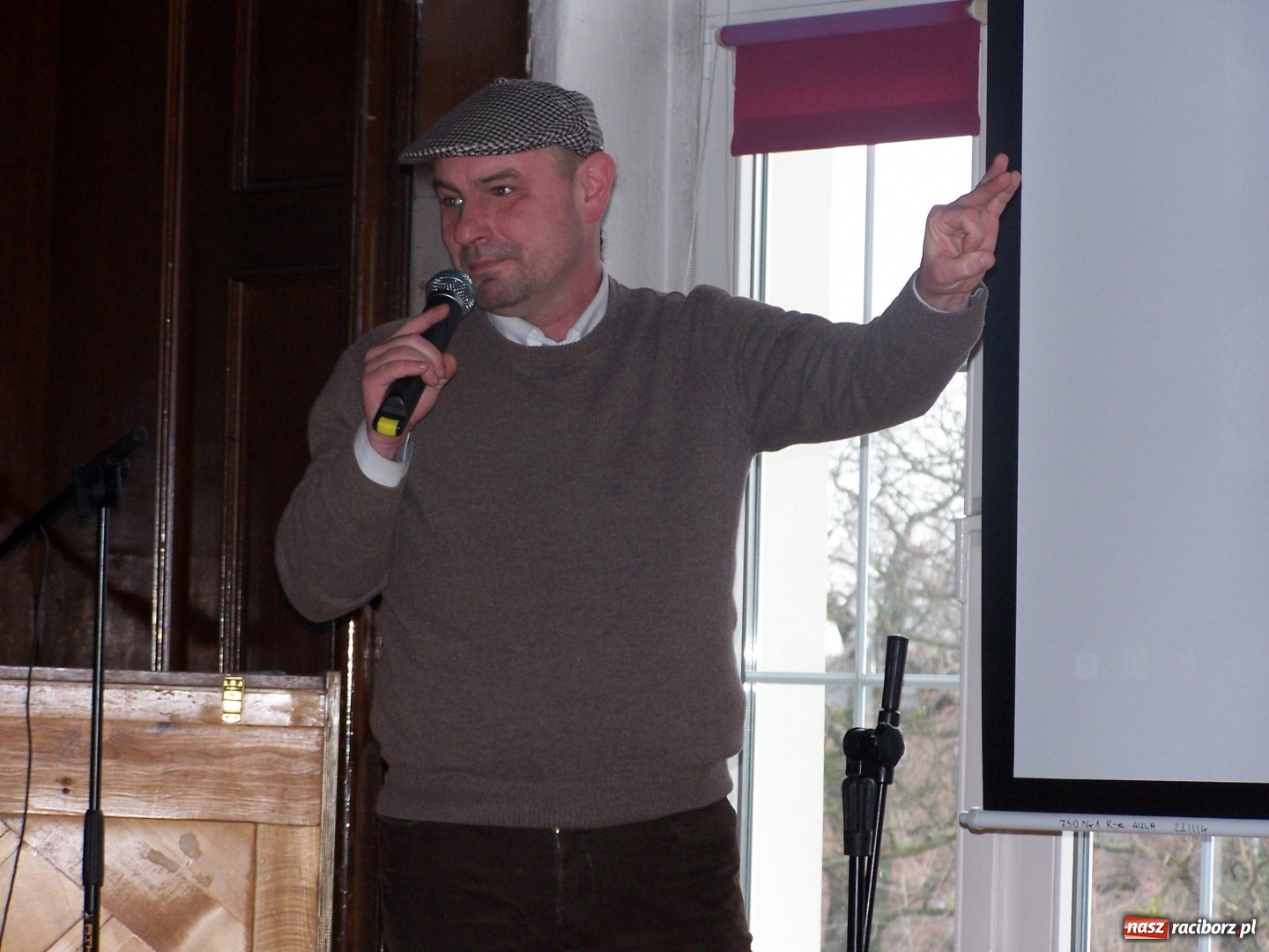 Zdjęcie w galerii na portalu naszraciborz.pl: Zajęcia z native speaker’ami w 1 LO  wiadomości z regionu