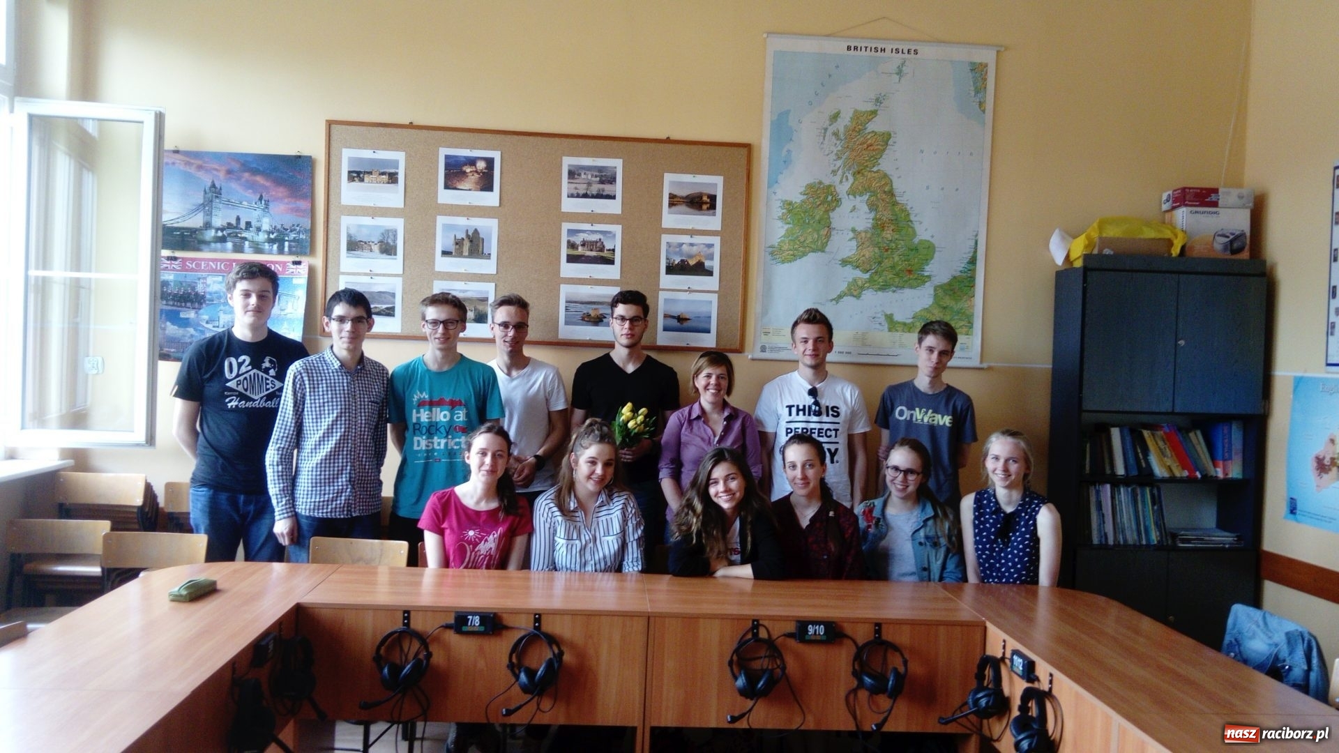 Zdjęcie w galerii na portalu naszraciborz.pl: Zajęcia z native speaker’ami w 1 LO  wiadomości z regionu