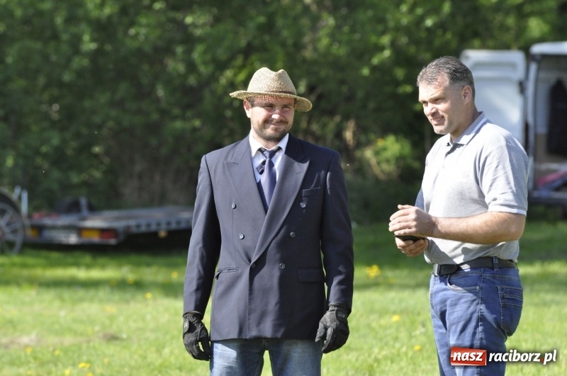 Zdjęcie w galerii na portalu naszraciborz.pl: Zawody w powożeniu na początek majówki konnej w Kornicach wiadomości z regionu