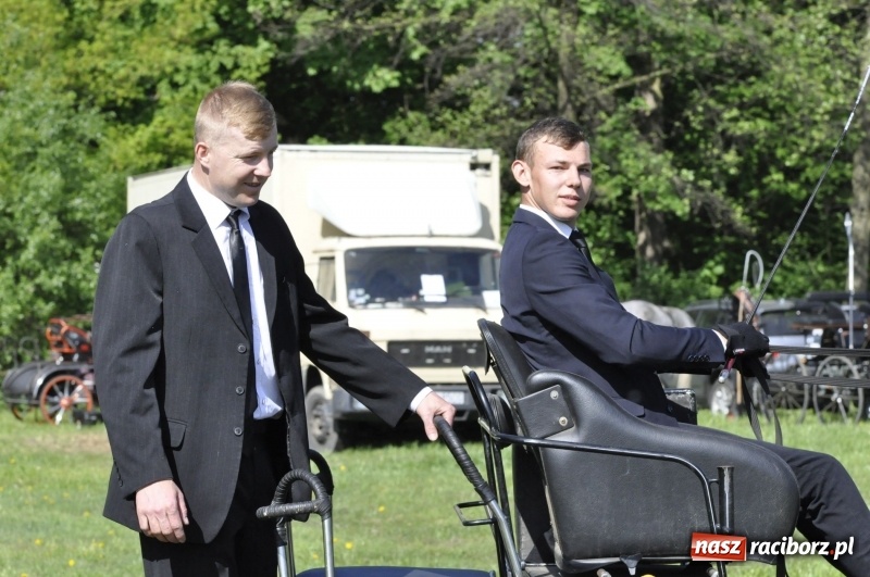 Zdjęcie w galerii na portalu naszraciborz.pl: Zawody w powożeniu na początek majówki konnej w Kornicach wiadomości z regionu