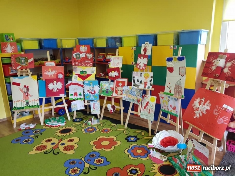 Zdjęcie w galerii na portalu naszraciborz.pl: Przedszkole w Nędzy z honorowym tytułem Przedszkola Młodych Patriotów wiadomości z regionu