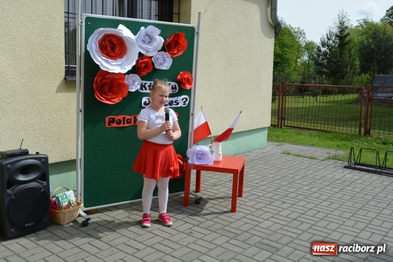 Zdjęcie w galerii na portalu naszraciborz.pl: Przedszkole w Nędzy z honorowym tytułem Przedszkola Młodych Patriotów wiadomości z regionu