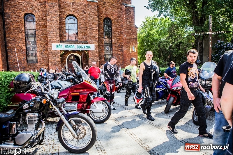 Zdjęcie w galerii na portalu naszraciborz.pl: Parada motocyklistów ulicami Raciborza wiadomości z regionu