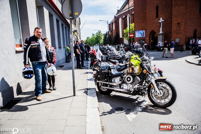 Zdjęcie w galerii na portalu naszraciborz.pl: Parada motocyklistów ulicami Raciborza wiadomości z regionu