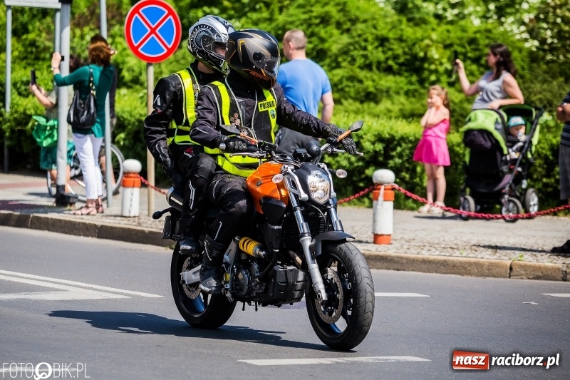 Zdjęcie w galerii na portalu naszraciborz.pl: Parada motocyklistów ulicami Raciborza wiadomości z regionu