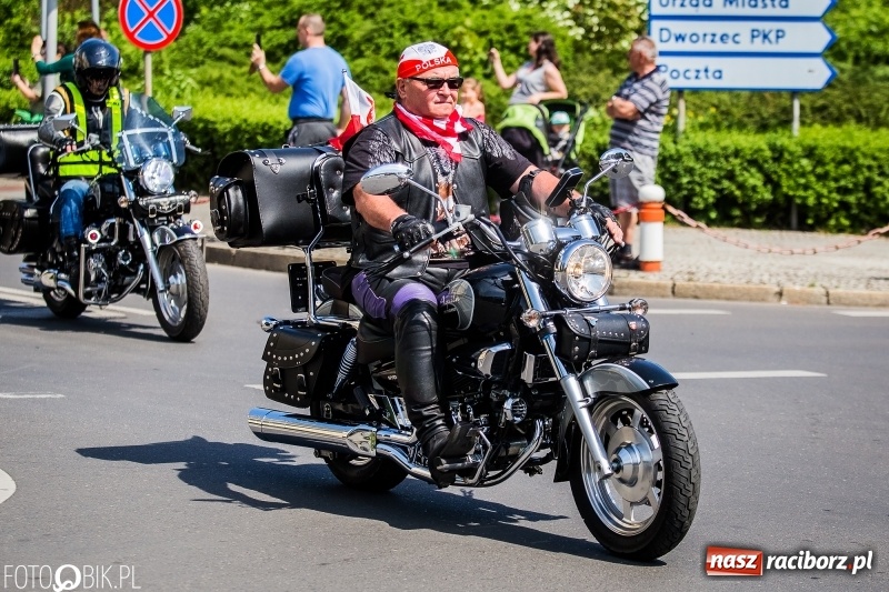 Zdjęcie w galerii na portalu naszraciborz.pl: Parada motocyklistów ulicami Raciborza wiadomości z regionu