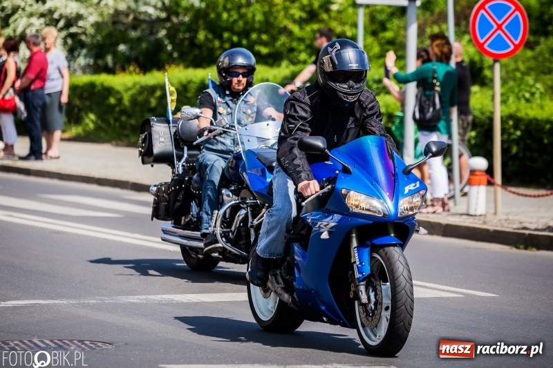 Zdjęcie w galerii na portalu naszraciborz.pl: Parada motocyklistów ulicami Raciborza wiadomości z regionu