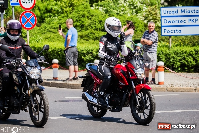 Zdjęcie w galerii na portalu naszraciborz.pl: Parada motocyklistów ulicami Raciborza wiadomości z regionu
