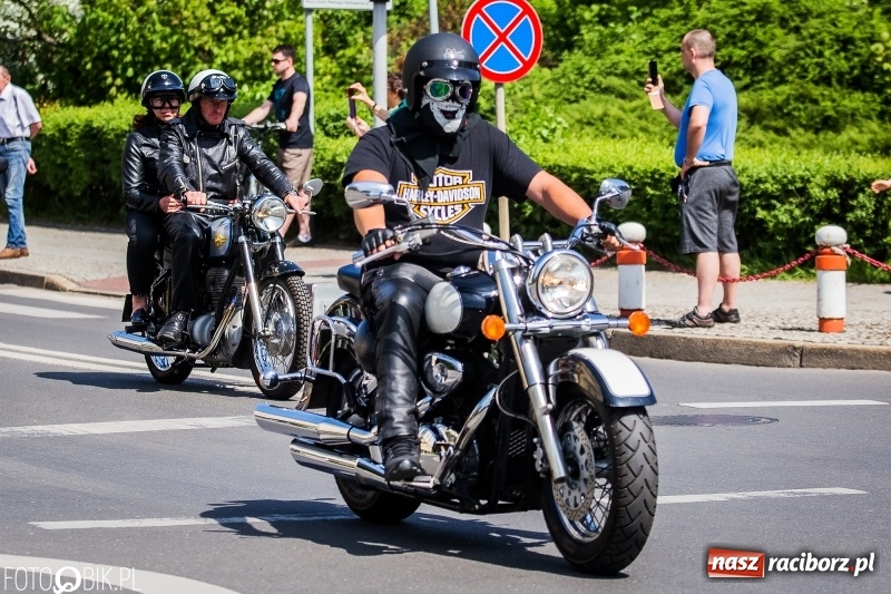 Zdjęcie w galerii na portalu naszraciborz.pl: Parada motocyklistów ulicami Raciborza wiadomości z regionu