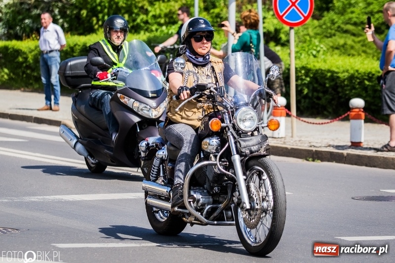Zdjęcie w galerii na portalu naszraciborz.pl: Parada motocyklistów ulicami Raciborza wiadomości z regionu