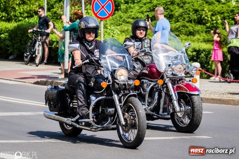 Zdjęcie w galerii na portalu naszraciborz.pl: Parada motocyklistów ulicami Raciborza wiadomości z regionu