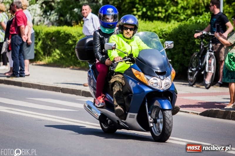 Zdjęcie w galerii na portalu naszraciborz.pl: Parada motocyklistów ulicami Raciborza wiadomości z regionu
