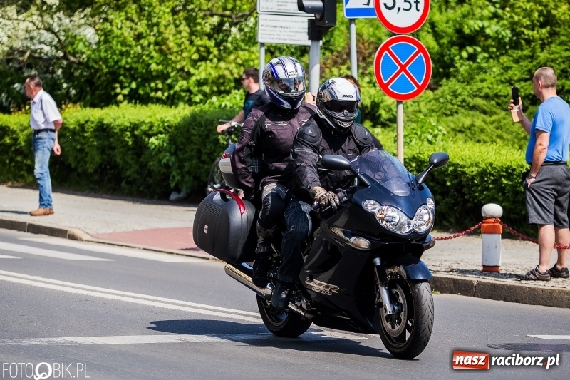 Zdjęcie w galerii na portalu naszraciborz.pl: Parada motocyklistów ulicami Raciborza wiadomości z regionu