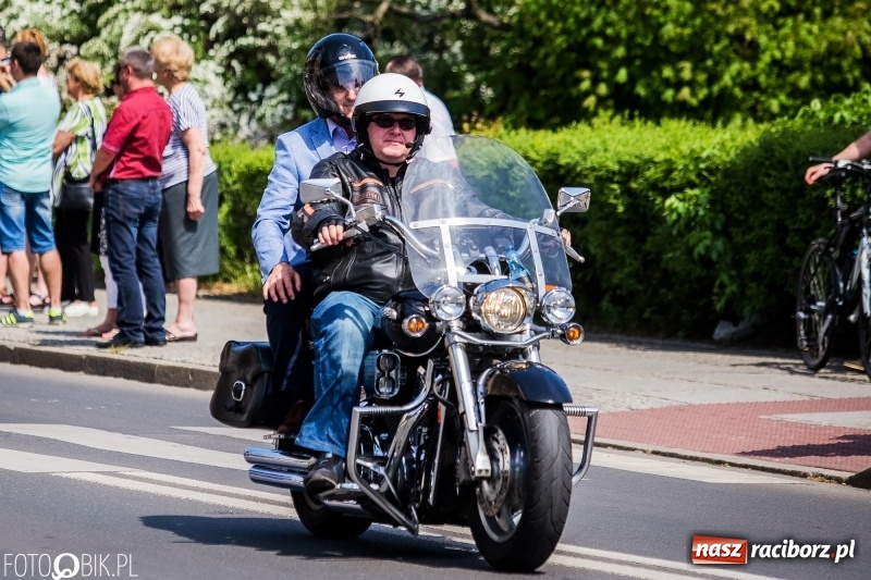 Zdjęcie w galerii na portalu naszraciborz.pl: Parada motocyklistów ulicami Raciborza wiadomości z regionu
