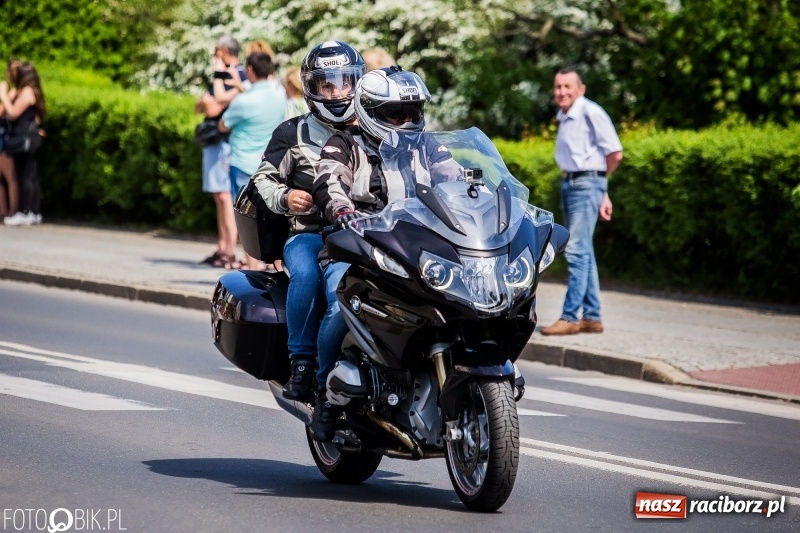 Zdjęcie w galerii na portalu naszraciborz.pl: Parada motocyklistów ulicami Raciborza wiadomości z regionu
