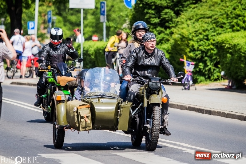 Zdjęcie w galerii na portalu naszraciborz.pl: Parada motocyklistów ulicami Raciborza wiadomości z regionu