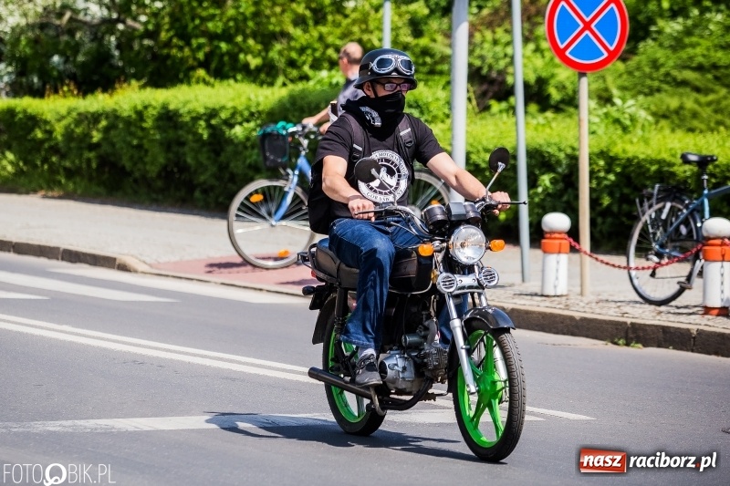 Zdjęcie w galerii na portalu naszraciborz.pl: Parada motocyklistów ulicami Raciborza wiadomości z regionu