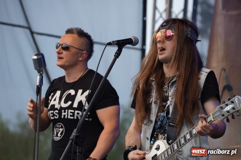 Zdjęcie w galerii na portalu naszraciborz.pl: Trzy dni koncertów, występów i atrakcji. Ruszyła wielka majówka w Nędzy  wiadomości z regionu