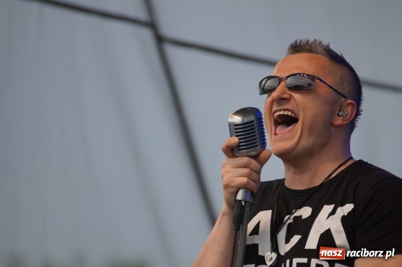 Zdjęcie w galerii na portalu naszraciborz.pl: Trzy dni koncertów, występów i atrakcji. Ruszyła wielka majówka w Nędzy  wiadomości z regionu