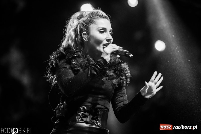 Zdjęcie w galerii na portalu naszraciborz.pl: My Słowianie - Cleo na finał pierwszego dnia majówki w Nędzy FOTO i WIDEO wiadomości z regionu