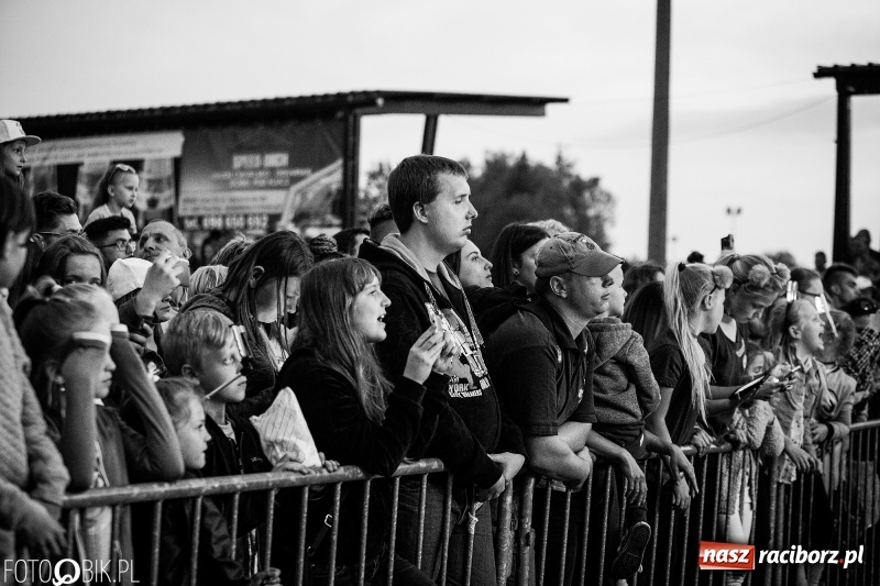 Zdjęcie w galerii na portalu naszraciborz.pl: My Słowianie - Cleo na finał pierwszego dnia majówki w Nędzy FOTO i WIDEO wiadomości z regionu