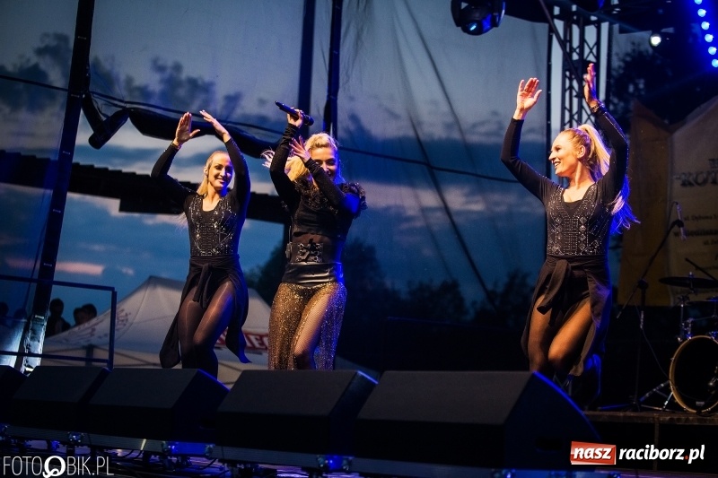 Zdjęcie w galerii na portalu naszraciborz.pl: My Słowianie - Cleo na finał pierwszego dnia majówki w Nędzy FOTO i WIDEO wiadomości z regionu
