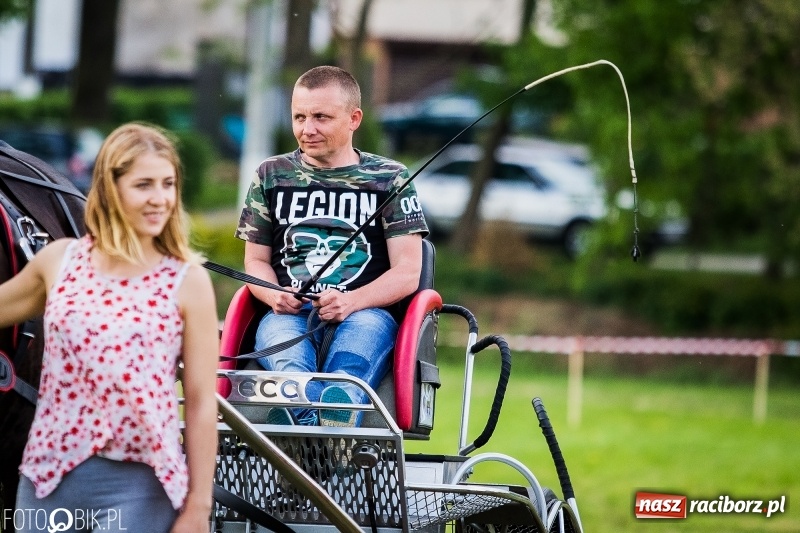 Zdjęcie w galerii na portalu naszraciborz.pl: Pierwszy dzień majówki w Kornicach za nami wiadomości z regionu