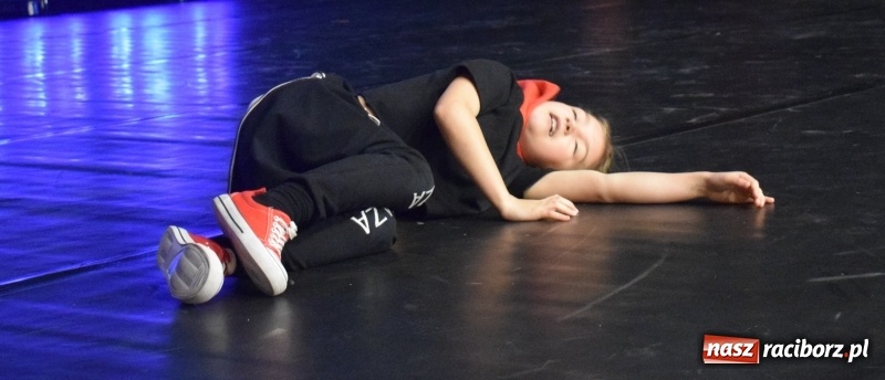 Zdjęcie w galerii na portalu naszraciborz.pl: I Ogólnopolski Festiwal Małych Form Tanecznych w Kuźni za nami wiadomości z regionu