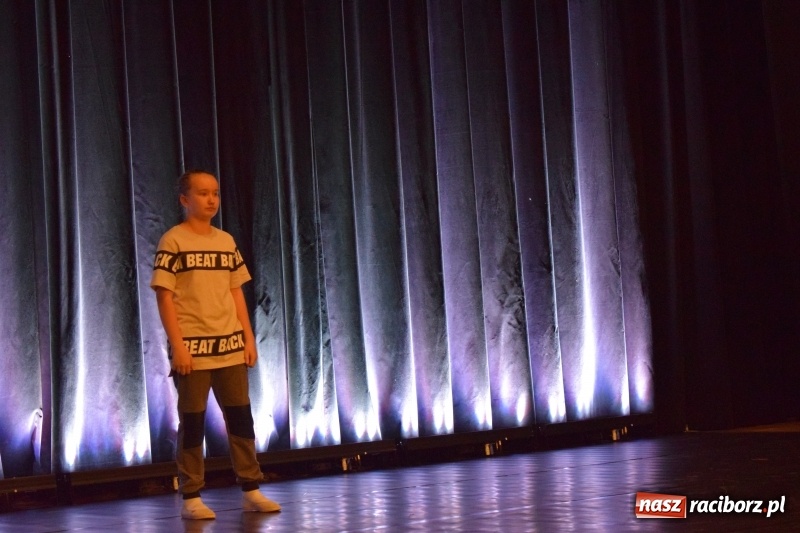 Zdjęcie w galerii na portalu naszraciborz.pl: I Ogólnopolski Festiwal Małych Form Tanecznych w Kuźni za nami wiadomości z regionu