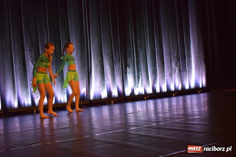 Zdjęcie w galerii na portalu naszraciborz.pl: I Ogólnopolski Festiwal Małych Form Tanecznych w Kuźni za nami wiadomości z regionu