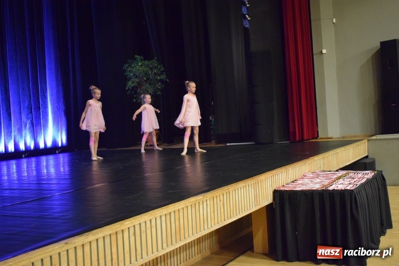Zdjęcie w galerii na portalu naszraciborz.pl: I Ogólnopolski Festiwal Małych Form Tanecznych w Kuźni za nami wiadomości z regionu