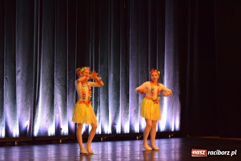 Zdjęcie w galerii na portalu naszraciborz.pl: I Ogólnopolski Festiwal Małych Form Tanecznych w Kuźni za nami wiadomości z regionu