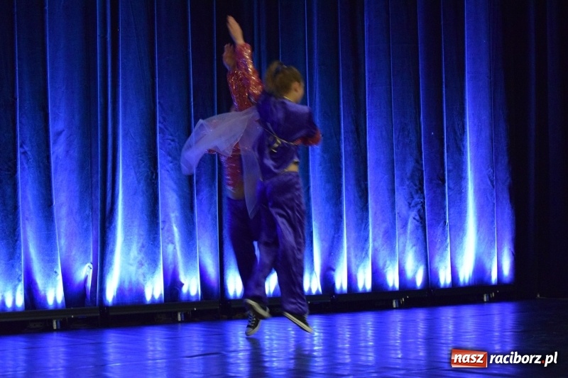 Zdjęcie w galerii na portalu naszraciborz.pl: I Ogólnopolski Festiwal Małych Form Tanecznych w Kuźni za nami wiadomości z regionu