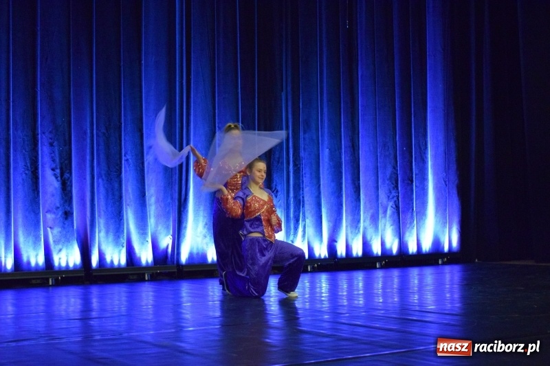 Zdjęcie w galerii na portalu naszraciborz.pl: I Ogólnopolski Festiwal Małych Form Tanecznych w Kuźni za nami wiadomości z regionu