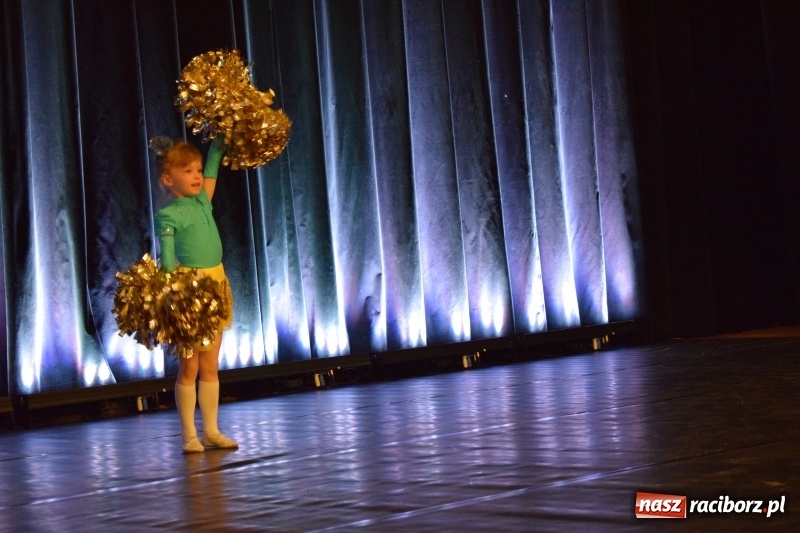 Zdjęcie w galerii na portalu naszraciborz.pl: I Ogólnopolski Festiwal Małych Form Tanecznych w Kuźni za nami wiadomości z regionu