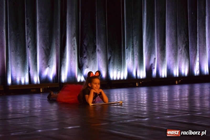 Zdjęcie w galerii na portalu naszraciborz.pl: I Ogólnopolski Festiwal Małych Form Tanecznych w Kuźni za nami wiadomości z regionu