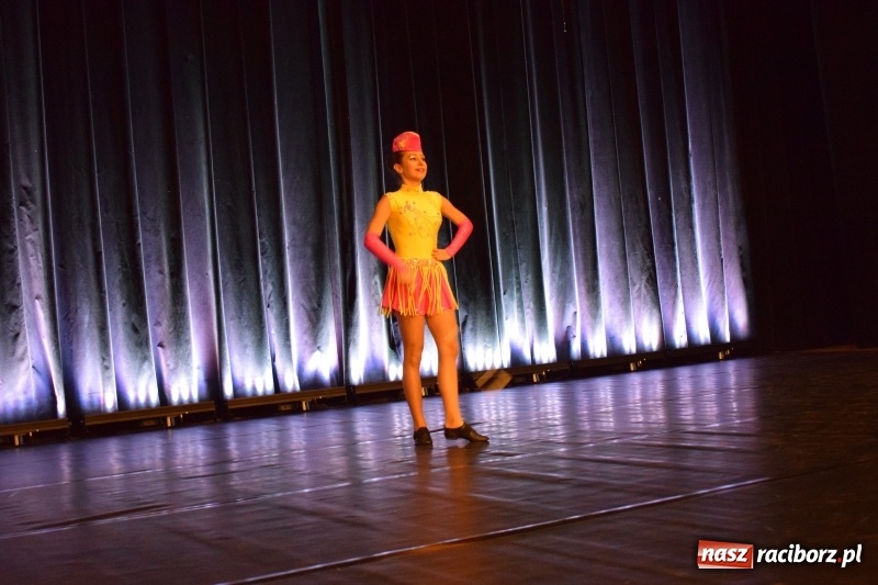 Zdjęcie w galerii na portalu naszraciborz.pl: I Ogólnopolski Festiwal Małych Form Tanecznych w Kuźni za nami wiadomości z regionu