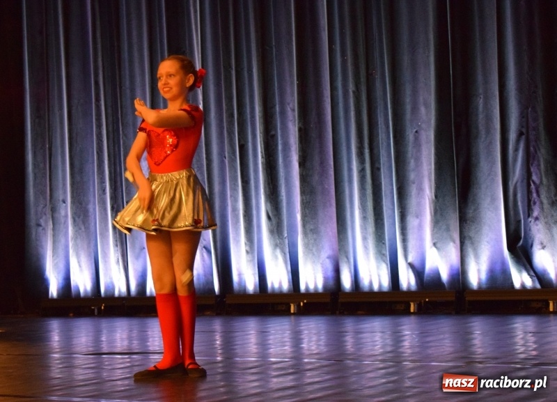 Zdjęcie w galerii na portalu naszraciborz.pl: I Ogólnopolski Festiwal Małych Form Tanecznych w Kuźni za nami wiadomości z regionu