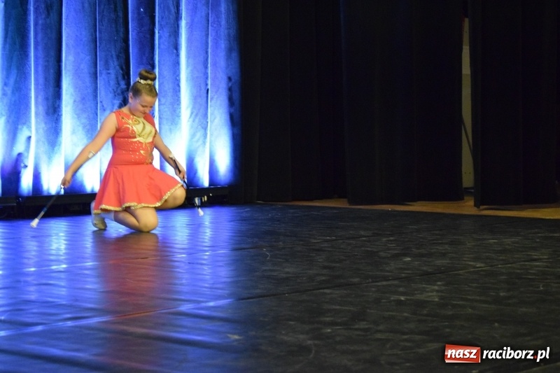Zdjęcie w galerii na portalu naszraciborz.pl: I Ogólnopolski Festiwal Małych Form Tanecznych w Kuźni za nami wiadomości z regionu