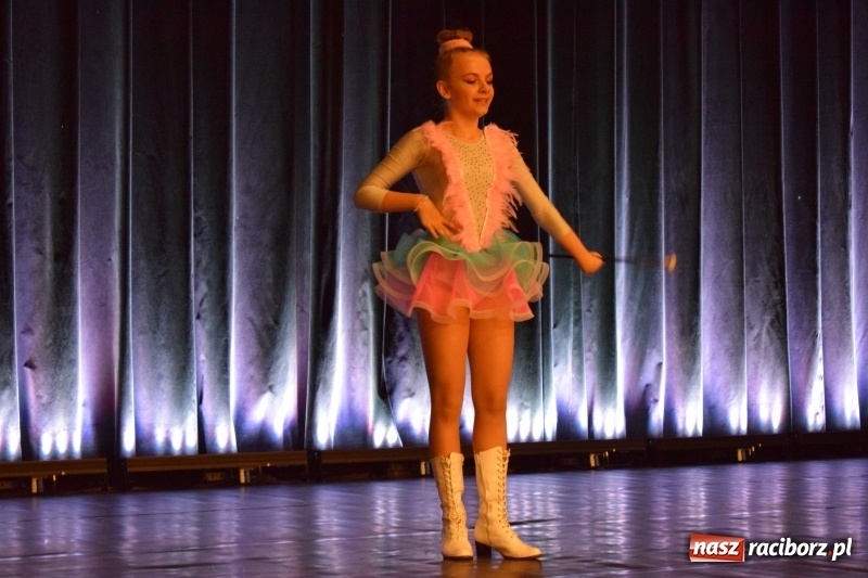 Zdjęcie w galerii na portalu naszraciborz.pl: I Ogólnopolski Festiwal Małych Form Tanecznych w Kuźni za nami wiadomości z regionu